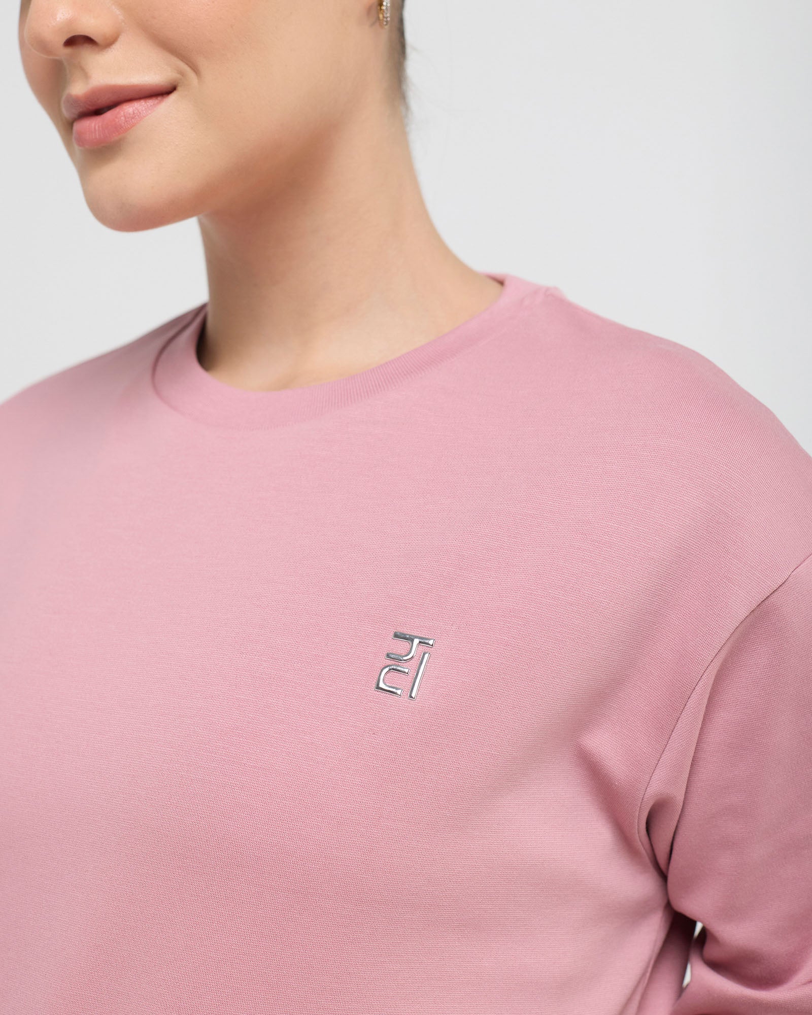 Essential CrewNeck Sweatshirt