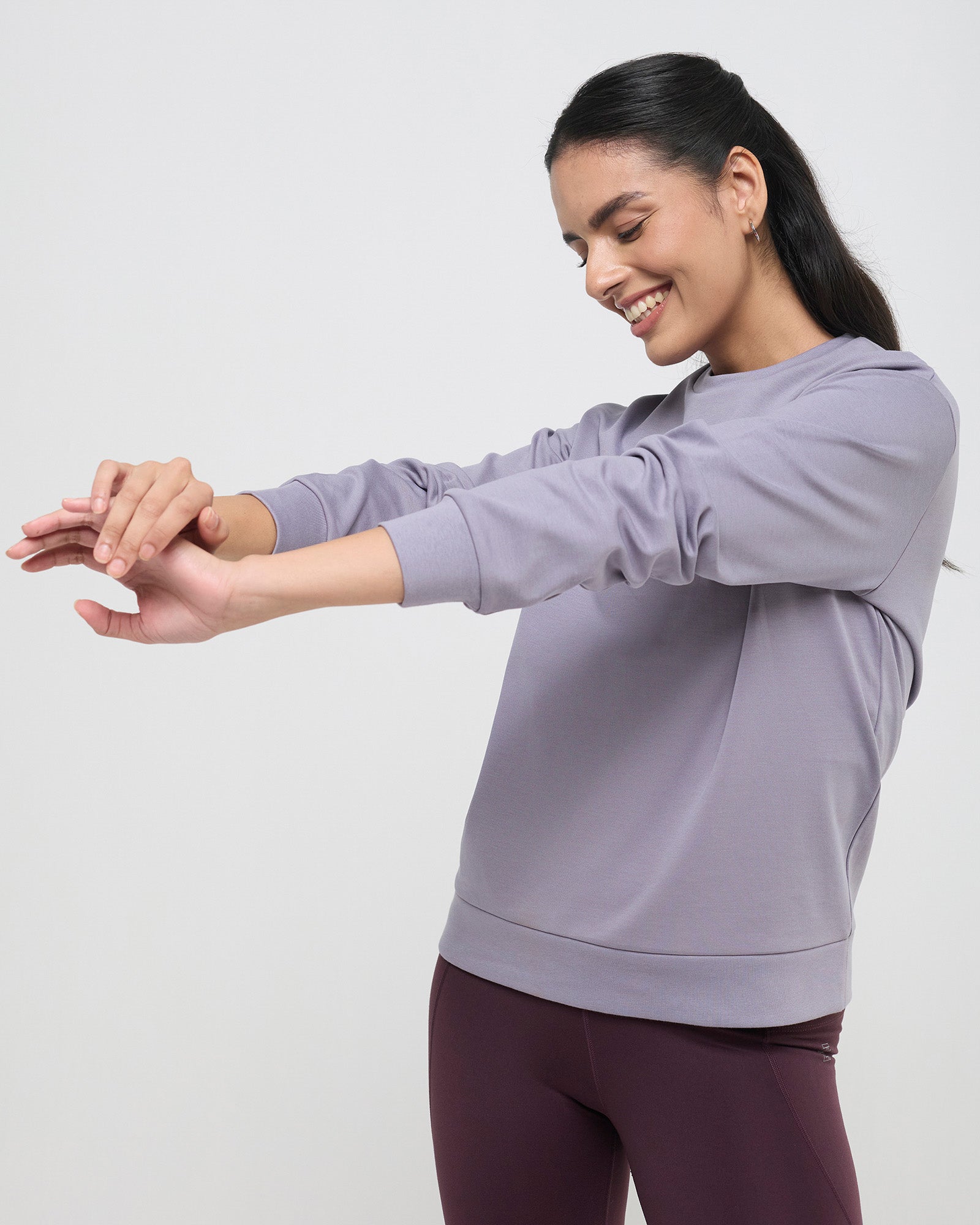Essential CrewNeck Sweatshirt
