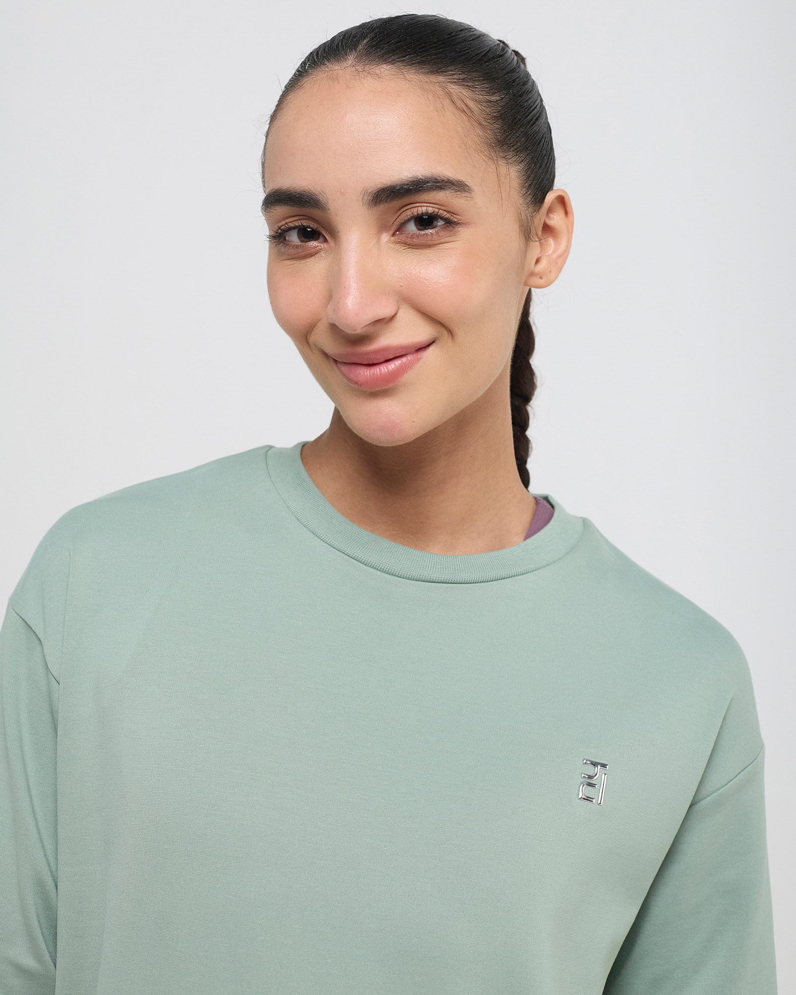 Essential CrewNeck Sweatshirt