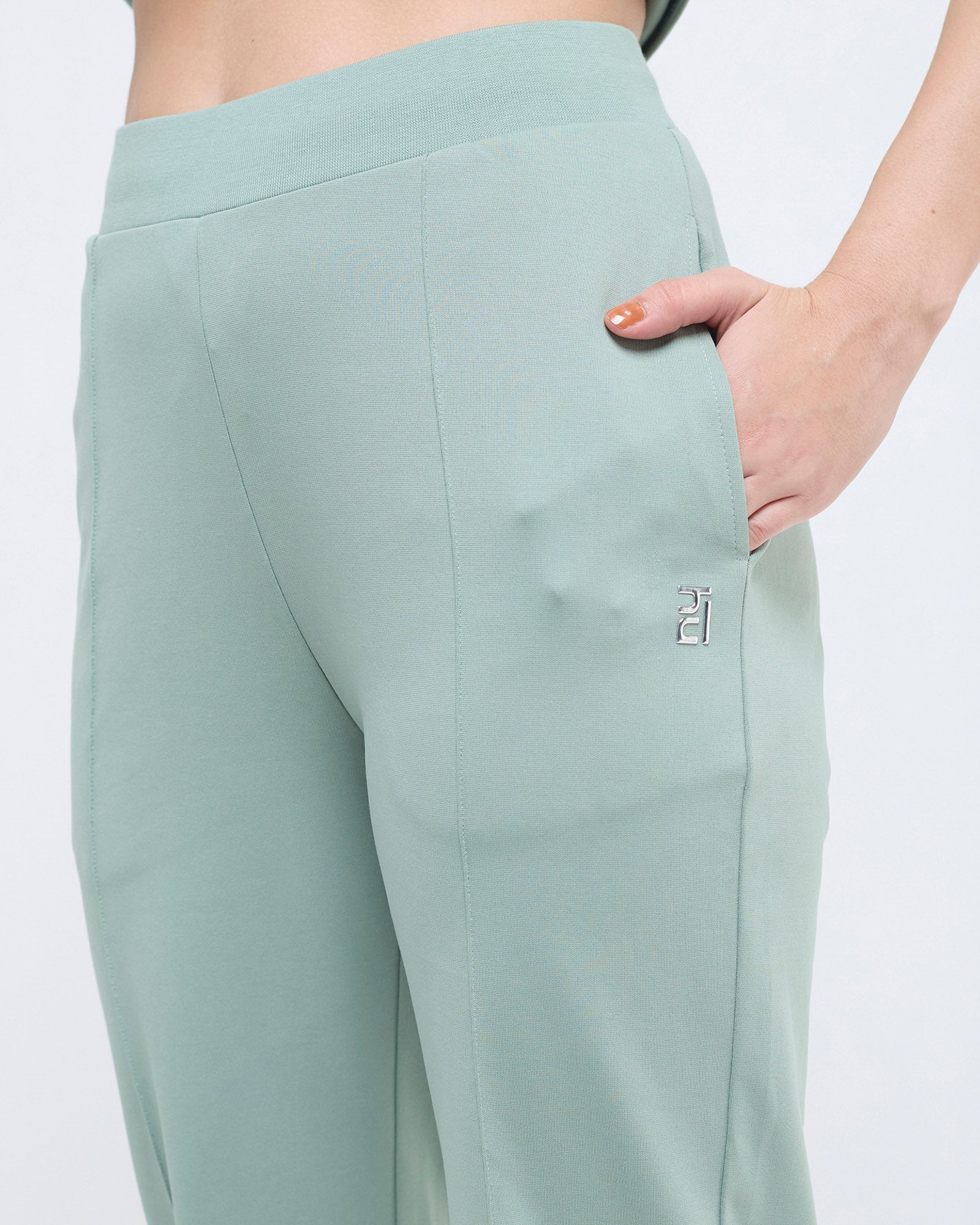 Essential Straight Pants