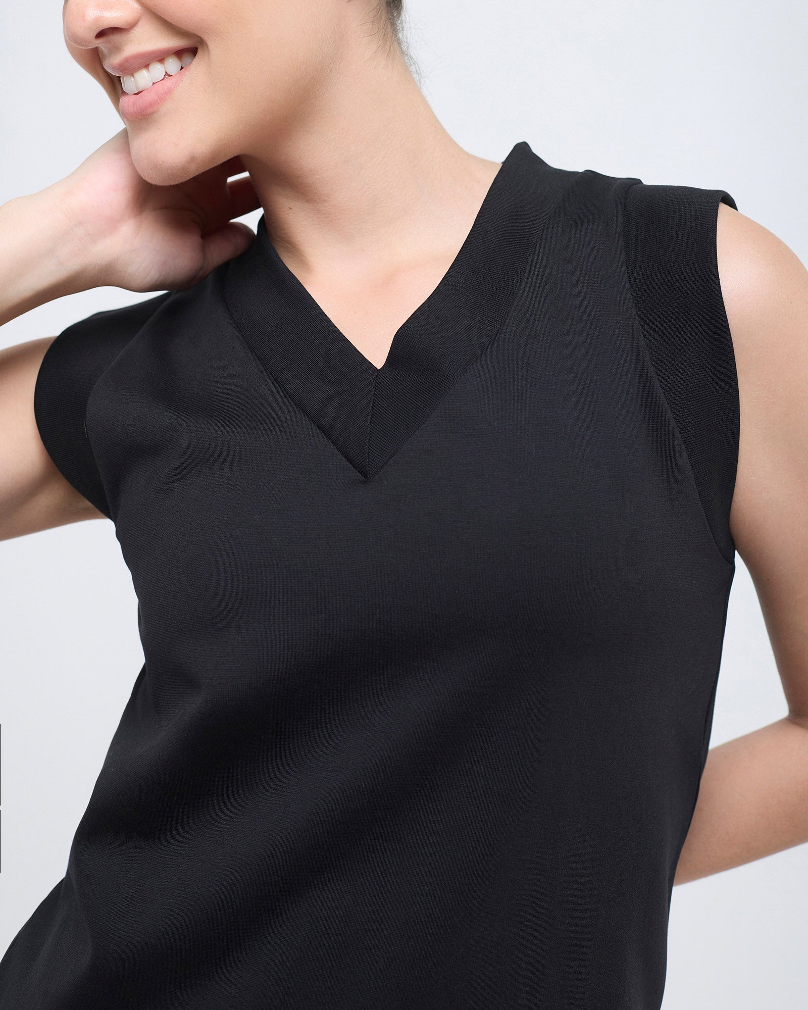 Essential Tank Top