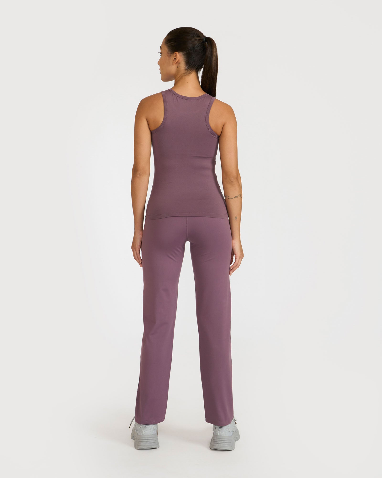 Zen Straight - Fit Pants