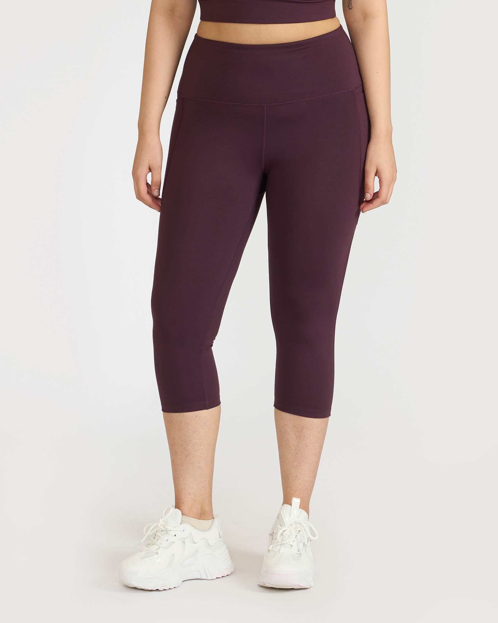 Zen Capris and Round Neck Sports Bra Co-ord Set