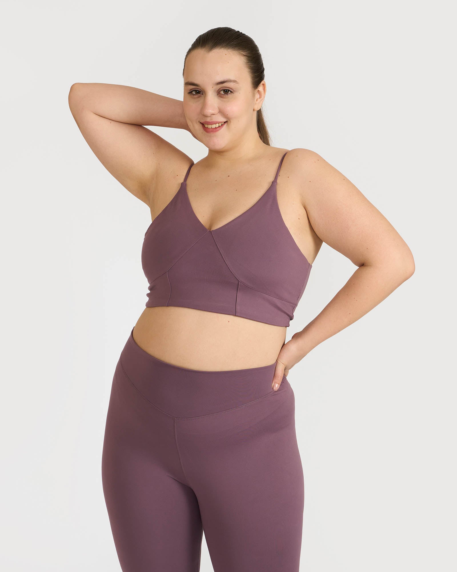Zen Seamless Leggings and Padded V Neck Sports Bra Co-ord Set