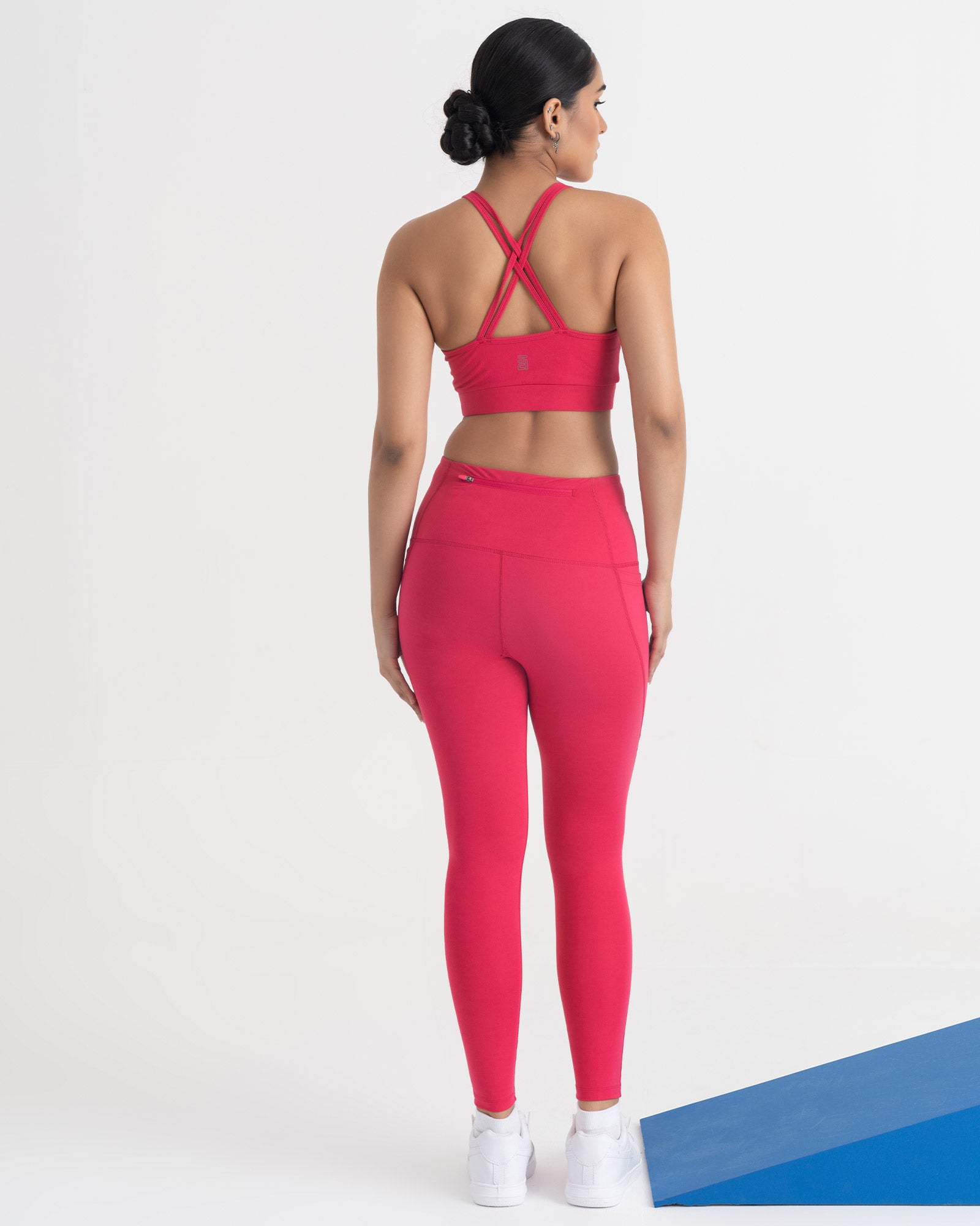 Zen Ankle Length Leggings and Round Neck Sports Bra Co-ord Set