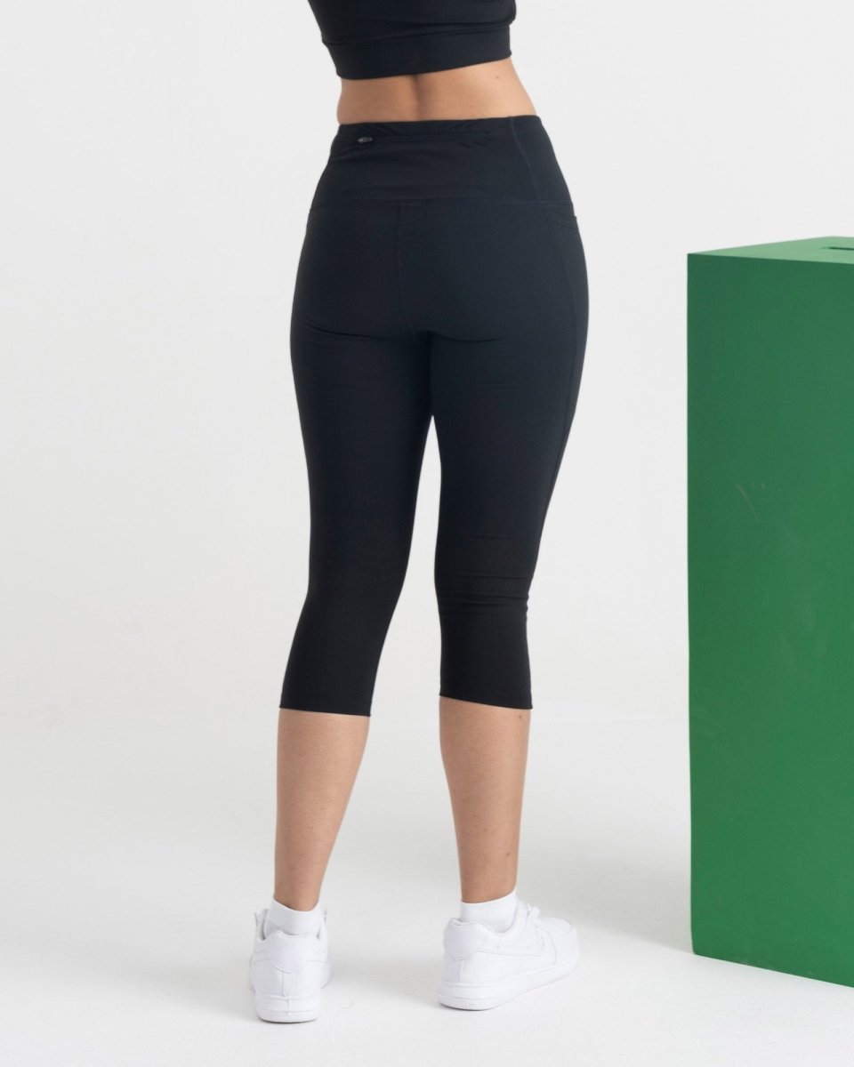 Zen Capris and 2-in-1 Crop Top Co-ord Set