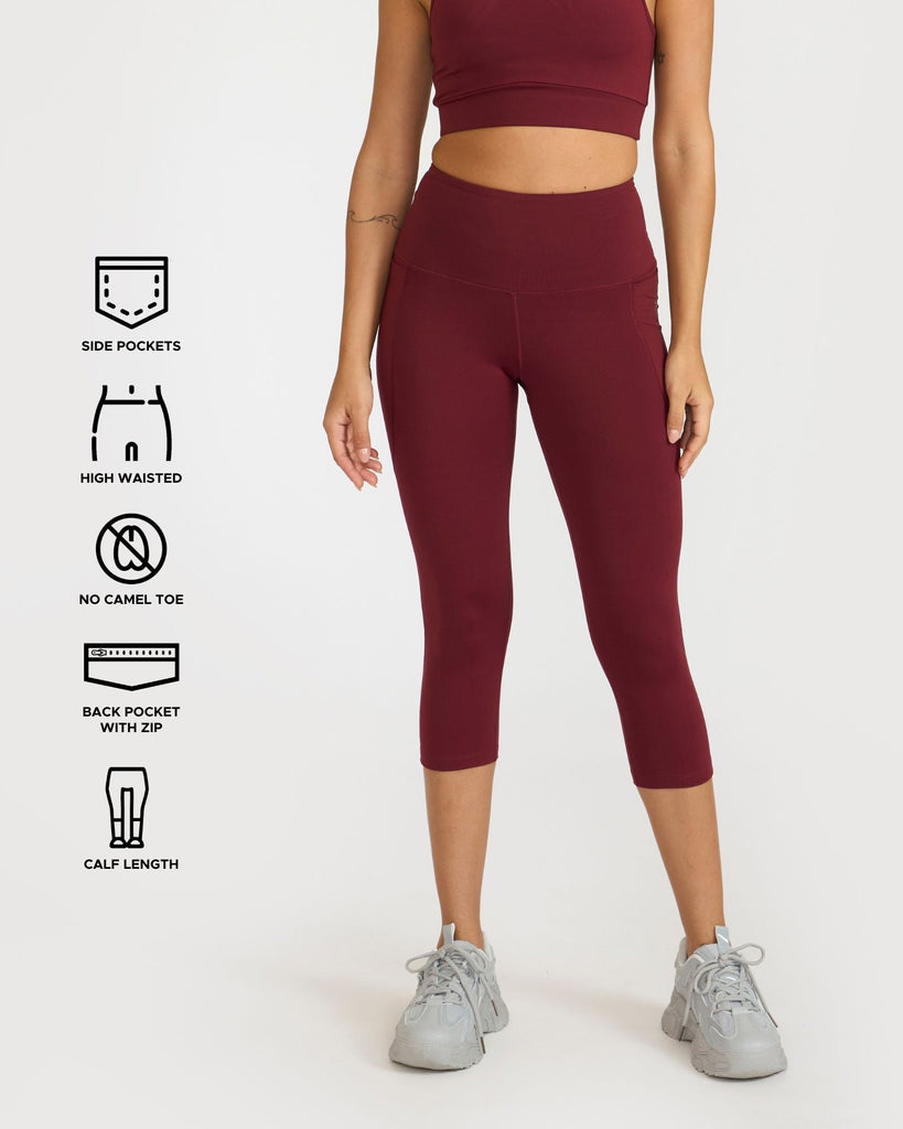 Hunnit Zen Capris and Round Neck Sports Bra Co-ord Set 