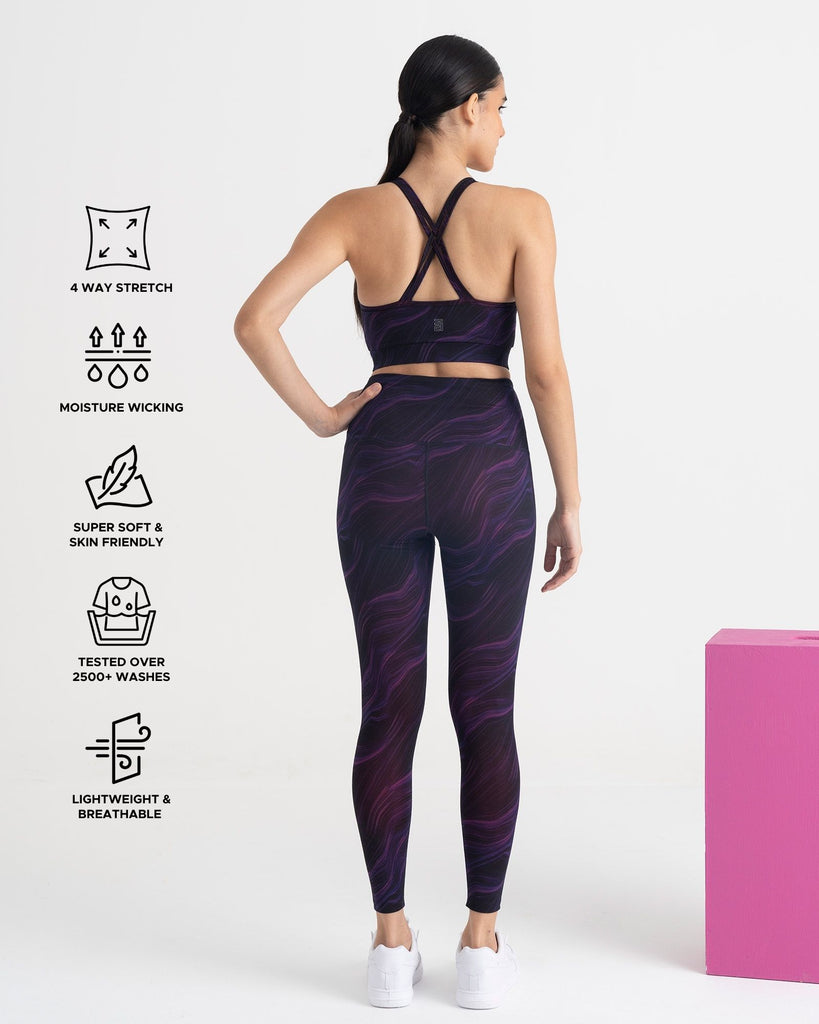 Hunnit Cosmic Waves 7/8 Leggings and Sports Bra Co-ord Set Cosmic Waves 7/8 Leggings and Sports Bra Co-ord Set