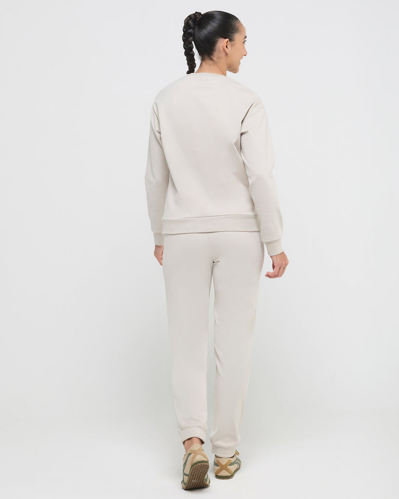Hunnit Essential CrewNeck Sweatshirt & Joggers co-ord Set Essential CrewNeck Sweatshirt & Joggers co-ord Set