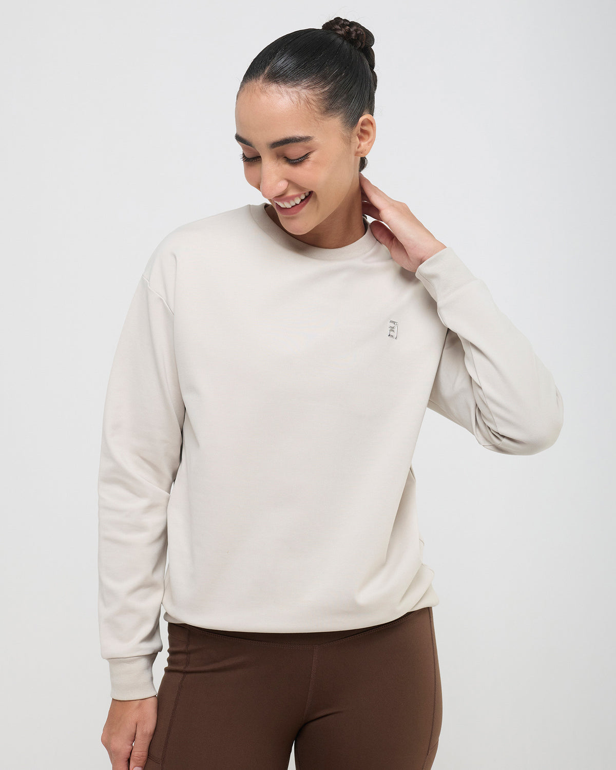 Essential CrewNeck Sweatshirt