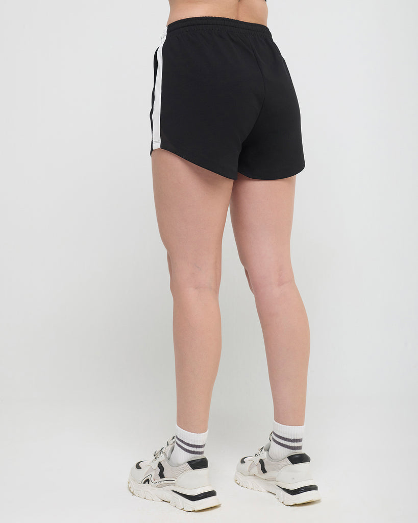 Hunnit Vintage Polo Neck Sweatshirt and Shorts Co-ord Set Vintage Polo Neck Sweatshirt and Shorts Co-ord Set