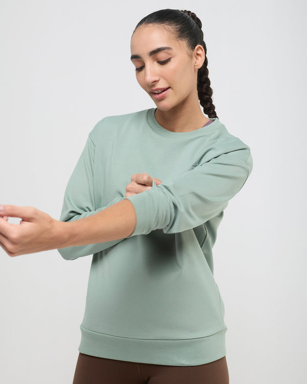 Essential CrewNeck Sweatshirt