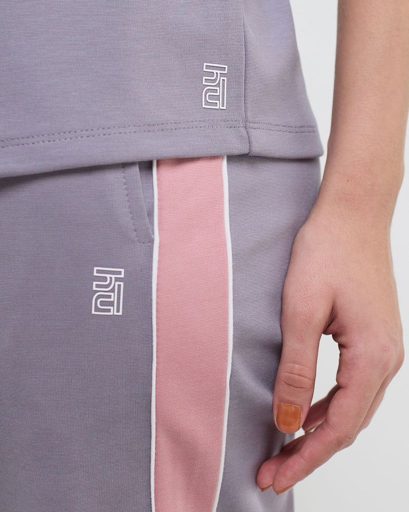 Hunnit Wave CrewNeck Top with Straight Pants Co-ord Set Wave CrewNeck Top with Straight Pants Co-ord Set