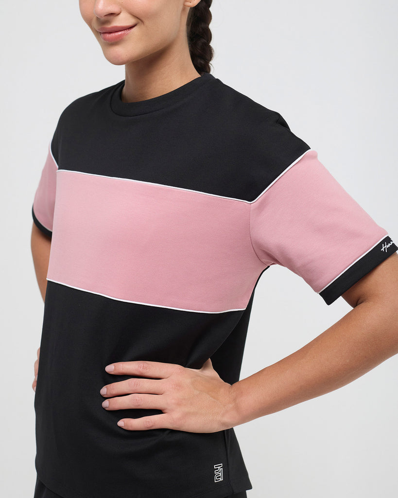 Hunnit Wave Crewneck Half Sleeve Top Wave Crewneck Half Sleeve Top