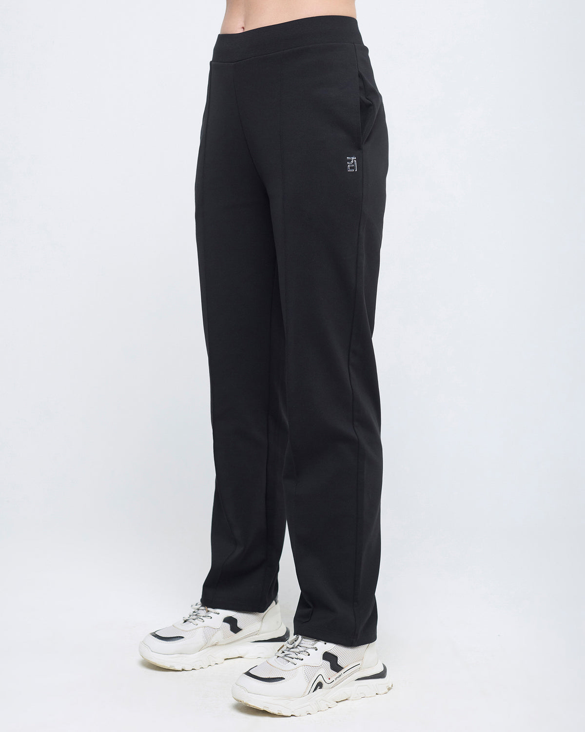Essential Straight Pants