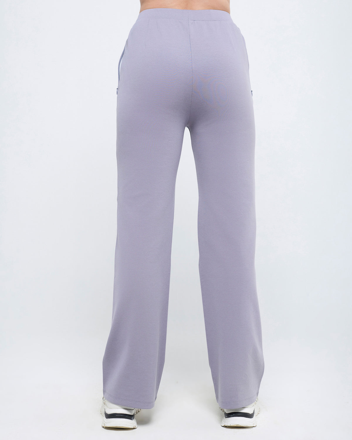 Essential Flare Pants