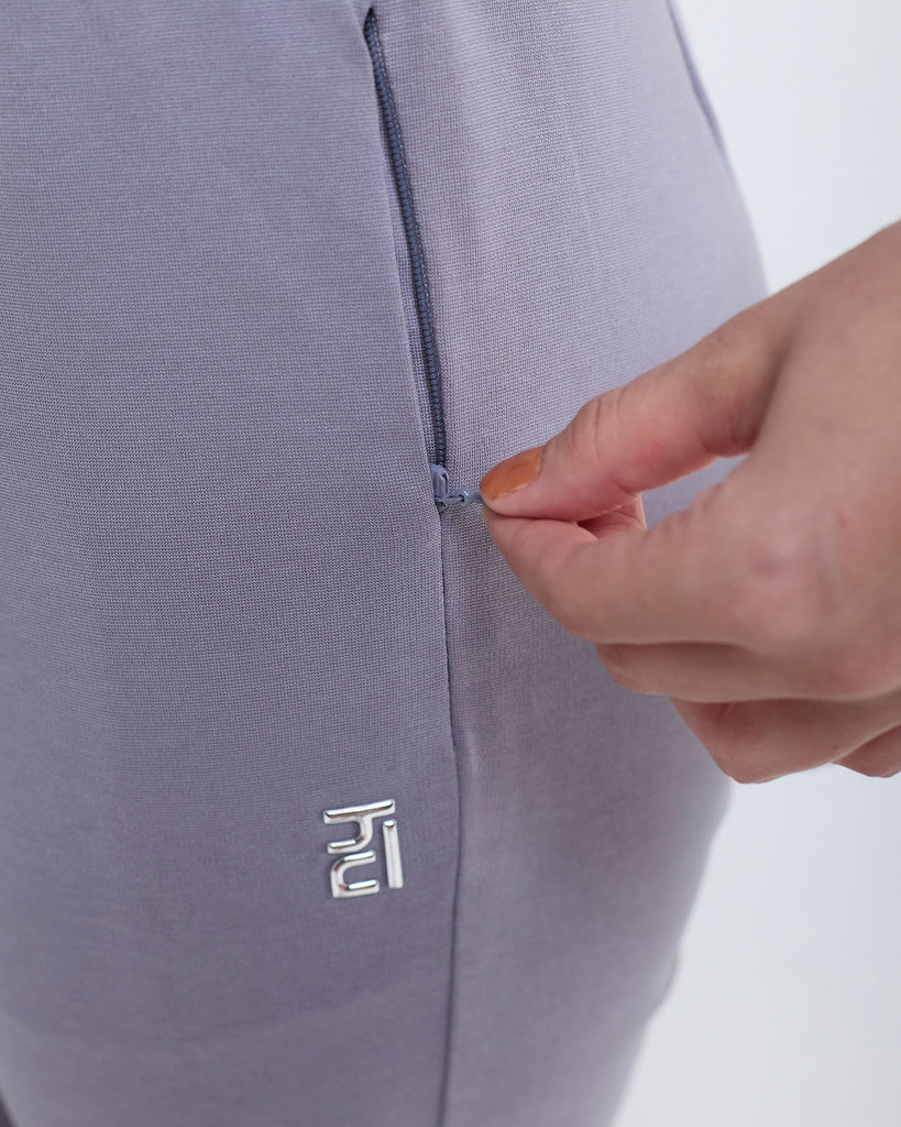Hunnit Essential Flare Pants 