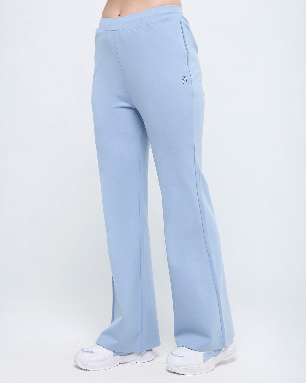 Essential Flare Pants