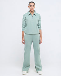 Essential Flare Pants