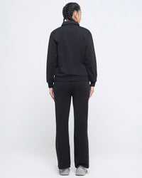 Essential Flare Pants