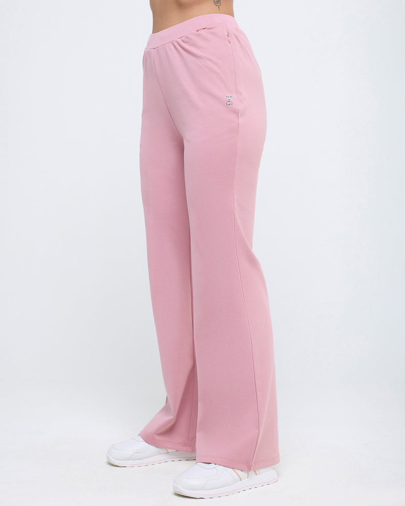 Hunnit Essential Flare Pants 