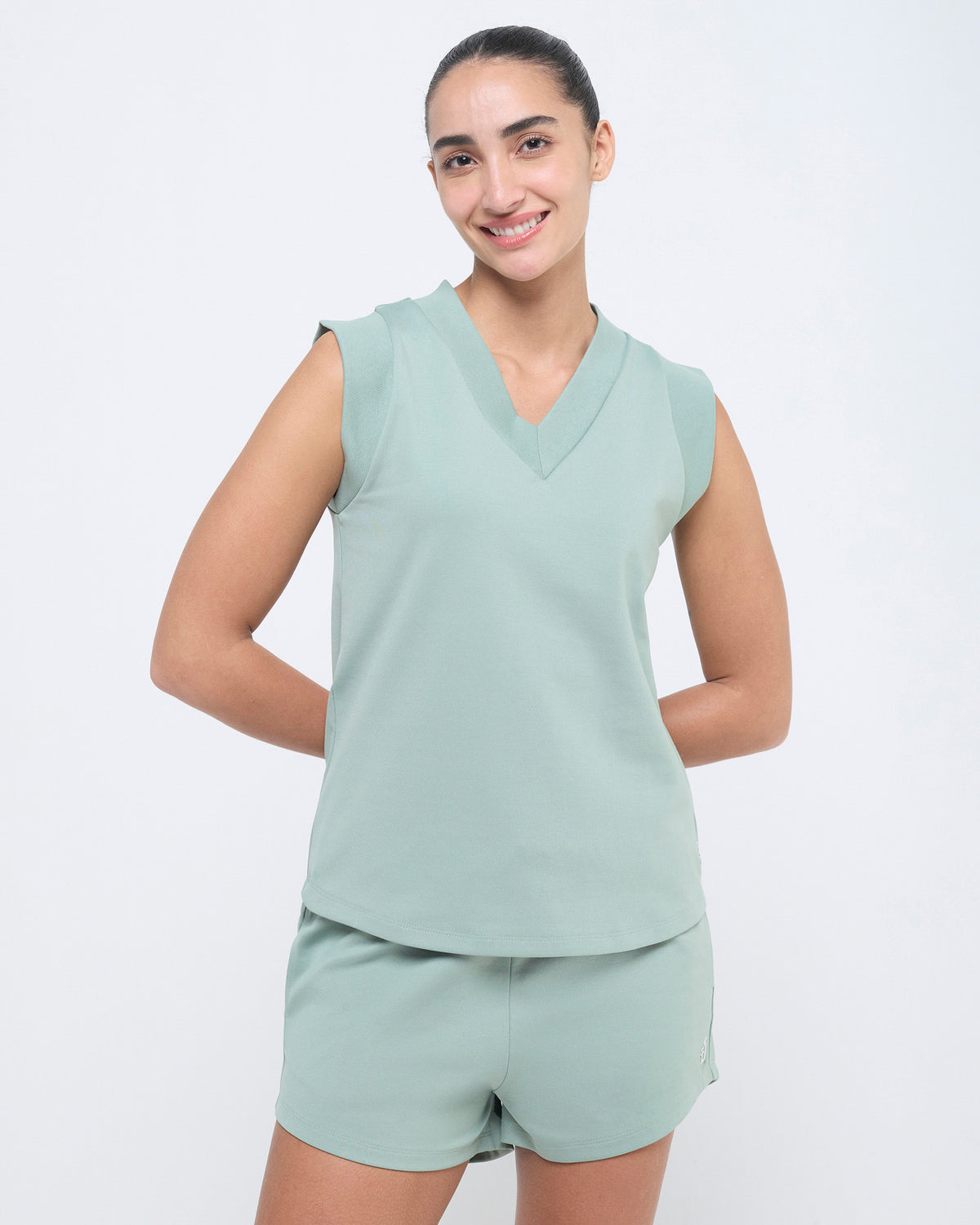 Essential Tank Top