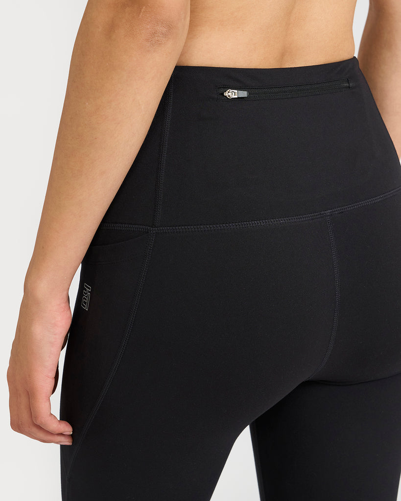Hunnit Zen Halo Sports Bra & Ankle Length Leggings Co-ord Set 