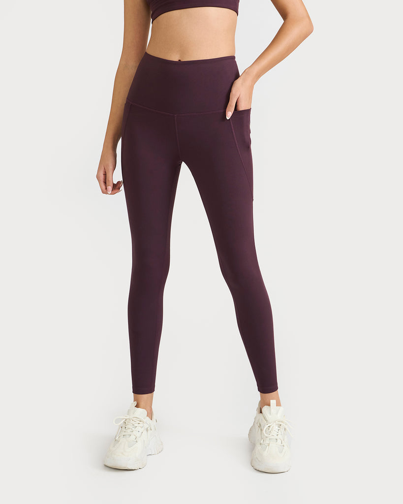 Hunnit Zen Halo Sports Bra & Ankle Length Leggings Co-ord Set 