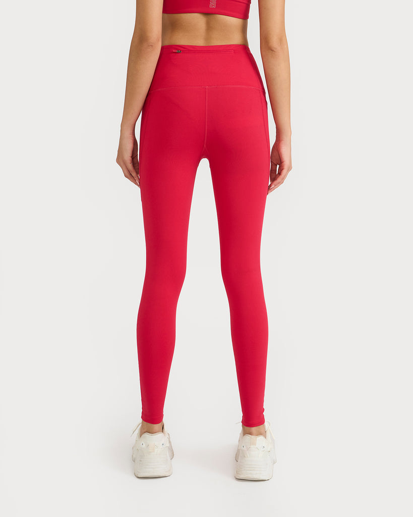 Hunnit Zen Halo Sports Bra & Ankle Length Leggings Co-ord Set 