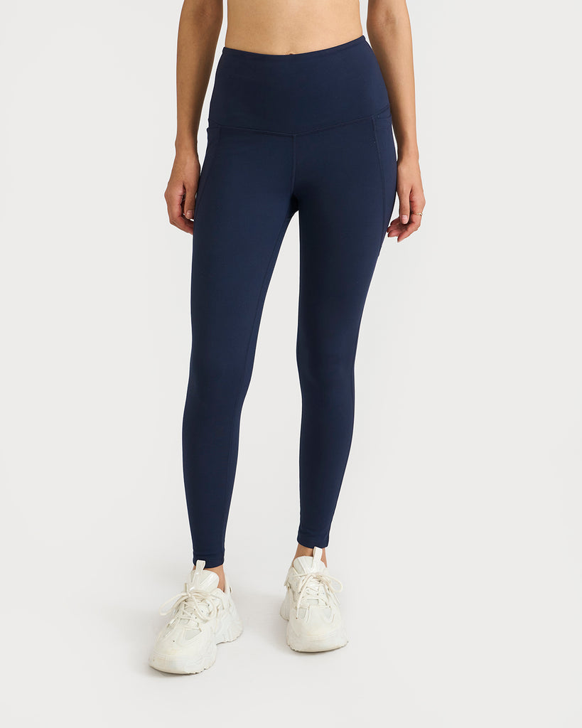 Hunnit Zen Halo Sports Bra & Ankle Length Leggings Co-ord Set 