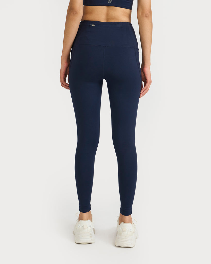 Hunnit Zen Halo Sports Bra & Ankle Length Leggings Co-ord Set 