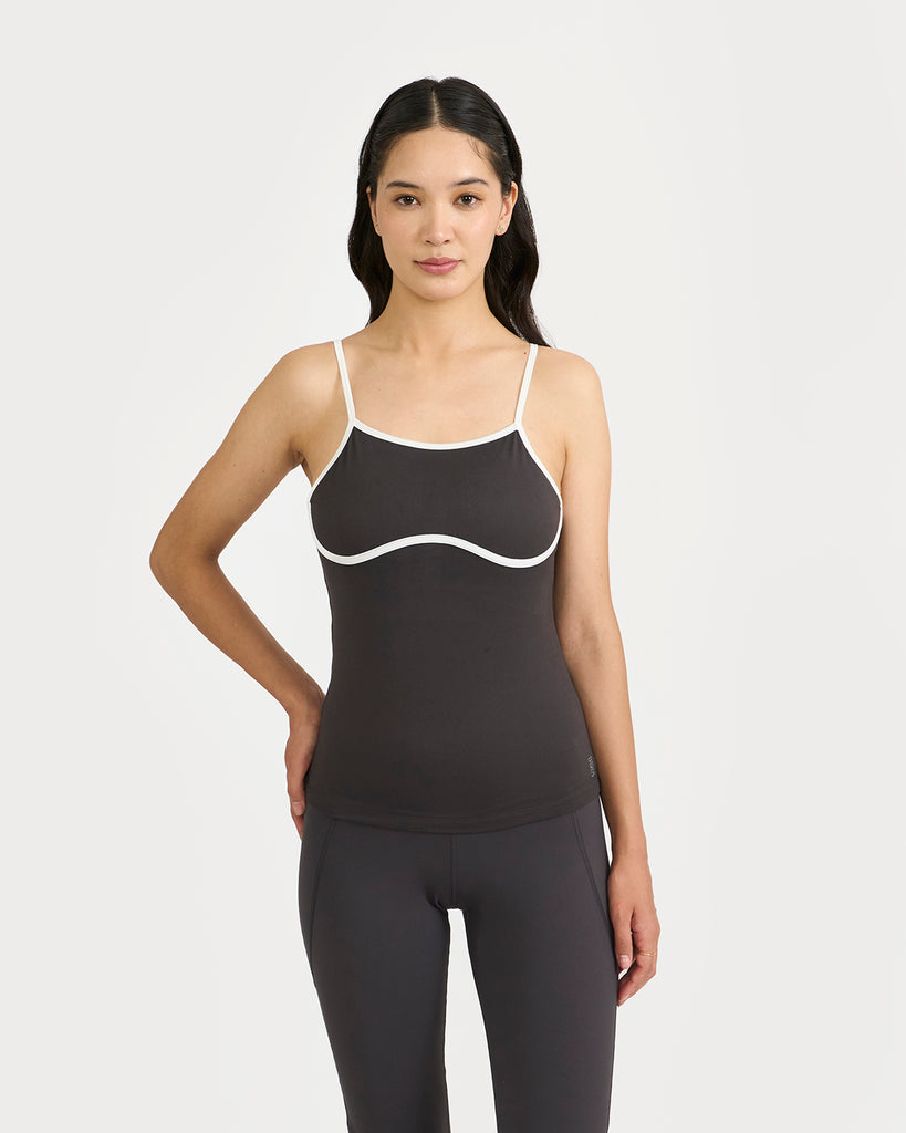 Hunnit zen halo top with in-built bra 