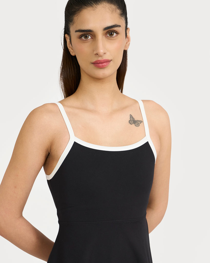 Hunnit Zen Halo Dress with built-in bra and shorts 