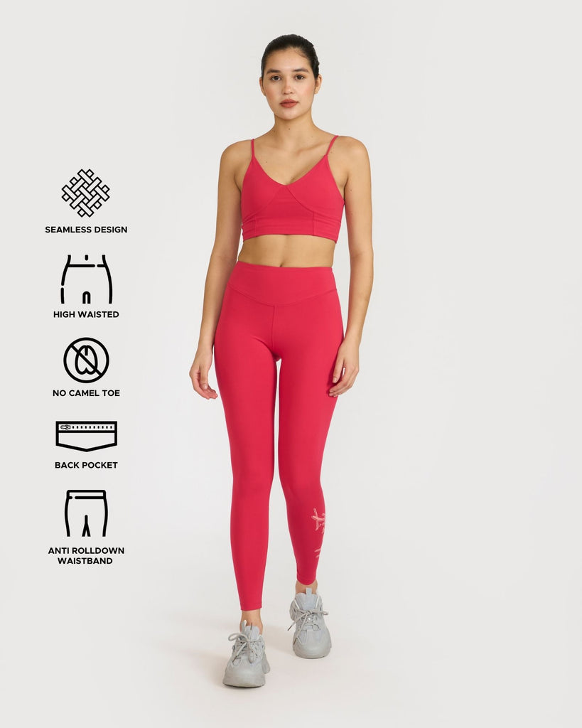 Hunnit Zen Seamless Leggings and Padded V Neck Sports Bra Co-ord Set Zen Seamless Leggings and V Neck Sports Bra Co-ord Set