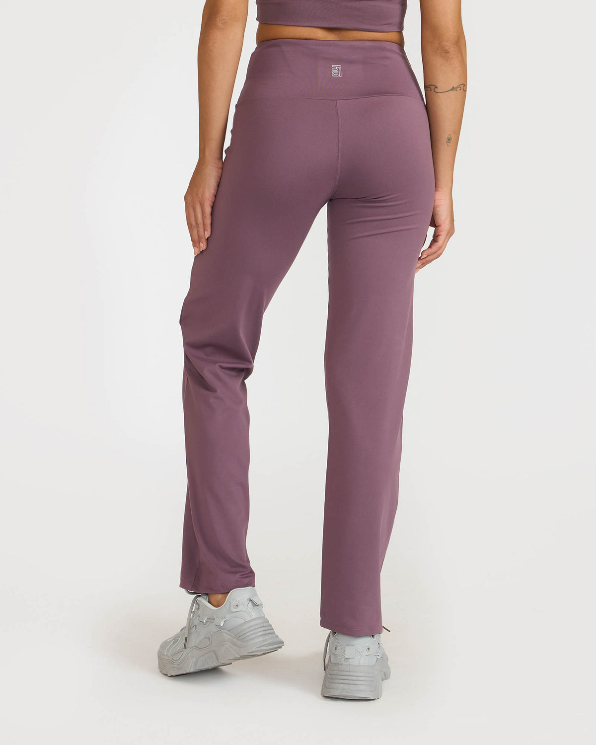 Zen Straight Fit Pants & Tank Top In-Built Sports Bra Co-ord Set