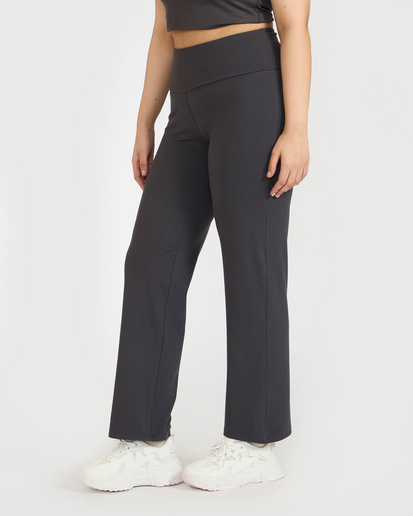 Hunnit Zen Straight - Fit Pants Zen Straight Pants