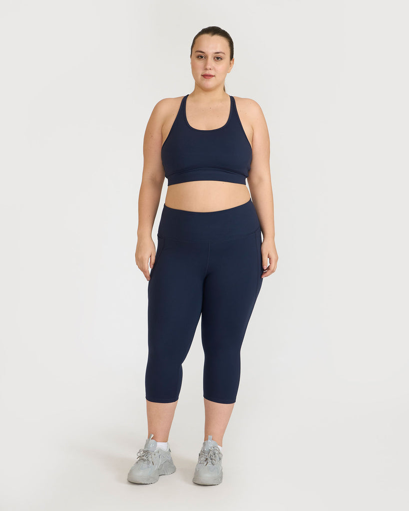 Hunnit Zen Capris and Round Neck Sports Bra Co-ord Set Zen Capris and Round Neck Sports Bra Co-ord Set