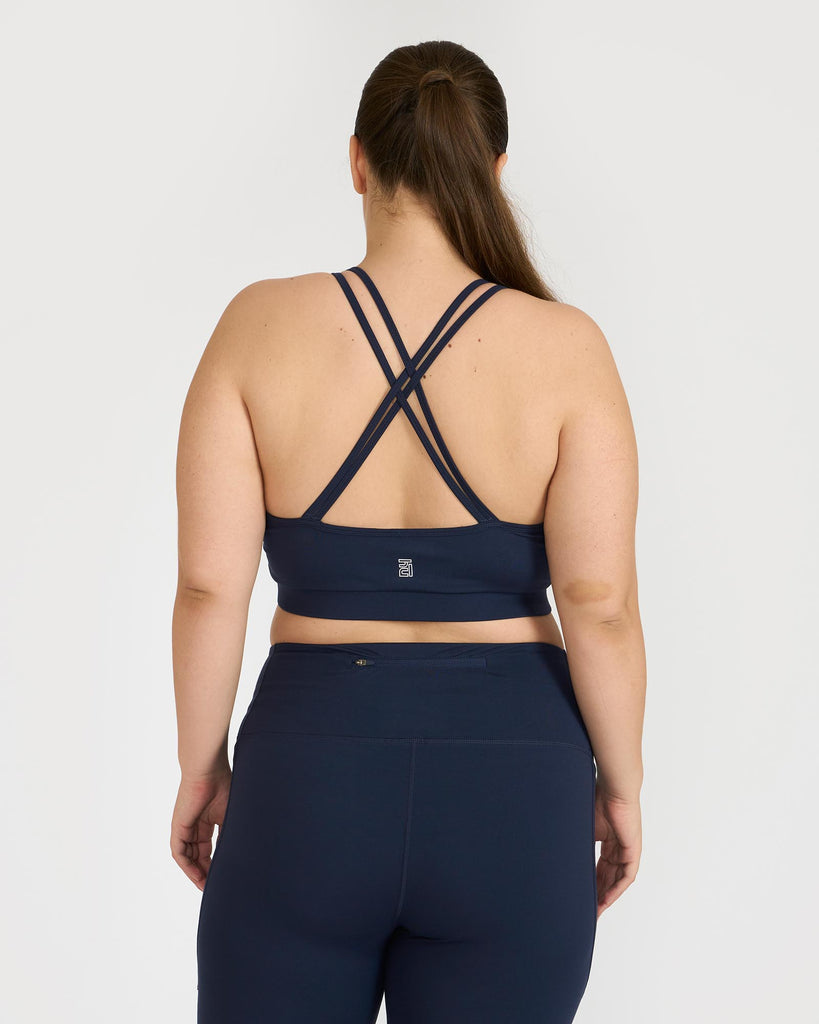 Hunnit Zen Capris and Round Neck Sports Bra Co-ord Set Zen Capris and Round Neck Sports Bra Co-ord Set