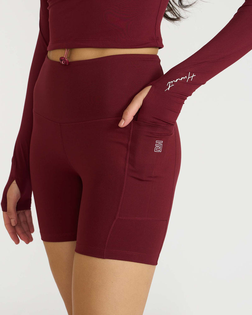 Hunnit Zen Cycling Shorts & Full Sleeve Crop top Co-ord set 