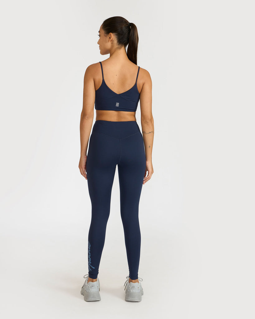 Hunnit Zen Seamless Leggings and V Neck Sports Bra Co-ord Set 