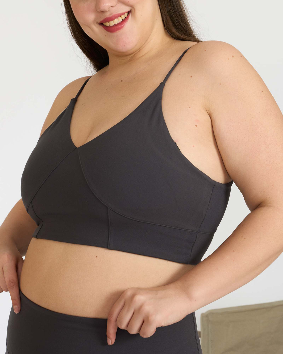 Zen Padded Sports Bra - V Neck