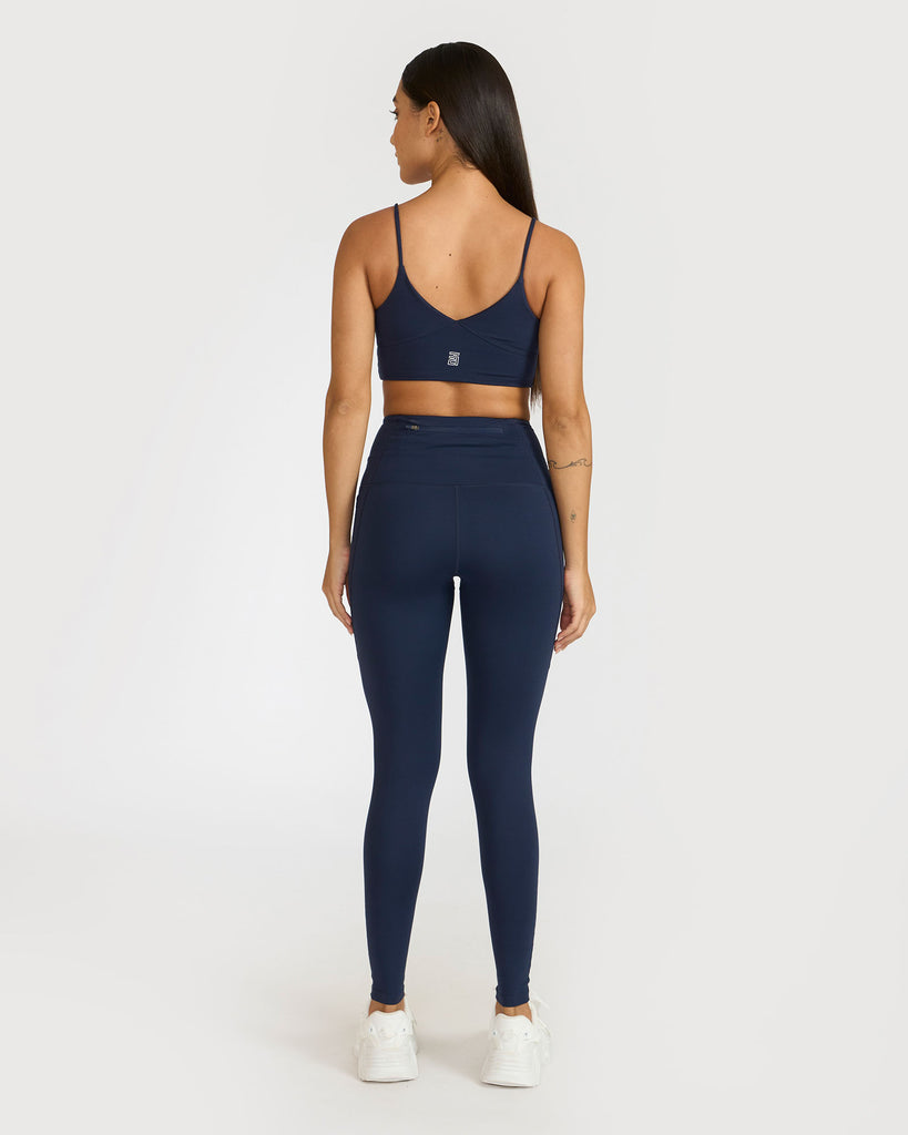 Hunnit Zen V-Neck Sports Bra 