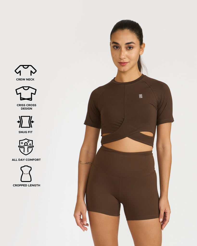 Hunnit Zen Shorts & Front Wrap crop top Co-ord Set Zen Shorts & Front Wrap crop top Co-ord Set