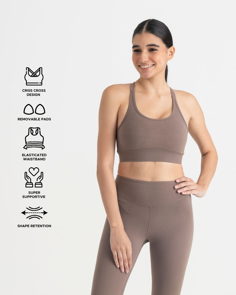 Hunnit Zen Seamless Leggings and Round neck sports Bra Co-ord Set Zen Seamless Leggings and Round neck sports Bra Co-ord Set