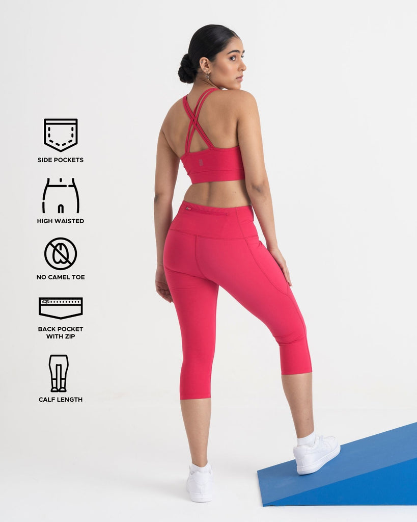 Hunnit Zen Capris and Round Neck Sports Bra Co-ord Set Zen Capris and Round Neck Sports Bra Co-ord Set