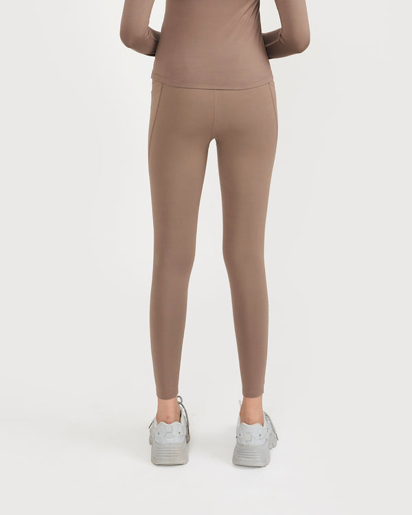 Zen Full Sleeves Top with In-built Sports Bra & Ankle Length Leggings Co-ord Set