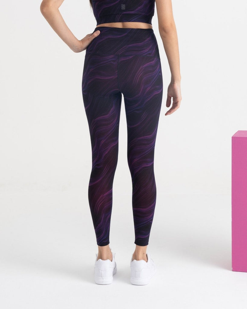 Hunnit Cosmic Waves 7/8 Leggings and Sports Bra Co-ord Set co ord set for women