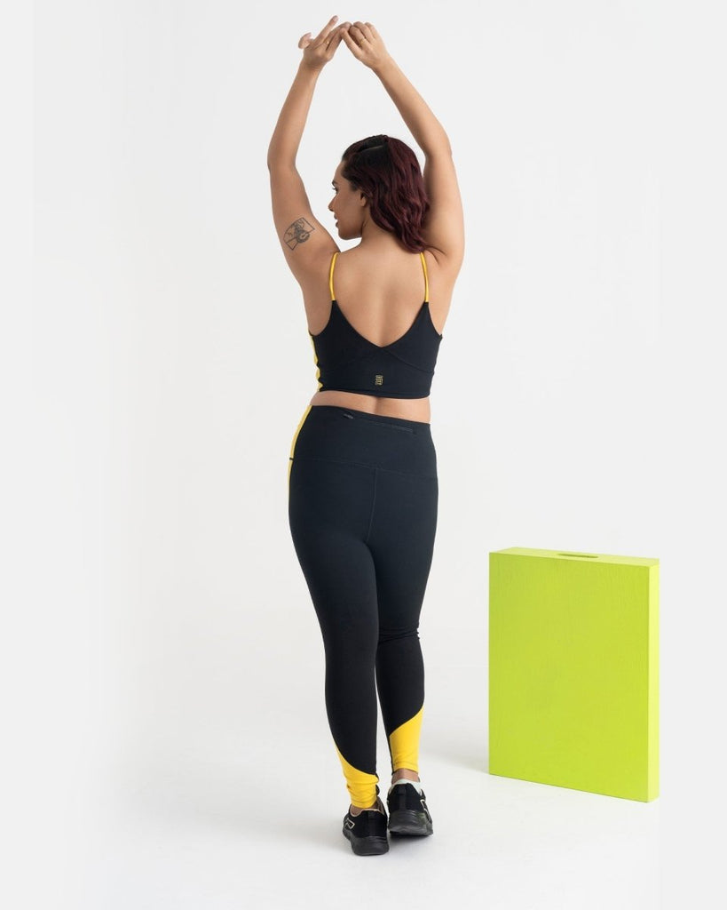 Hunnit Epic Pop 7/8 Leggings and Sports Bra Co-ord Set Epic Pop ⅞ Leggings and Sports Bra Co-ord Set - Hunnit