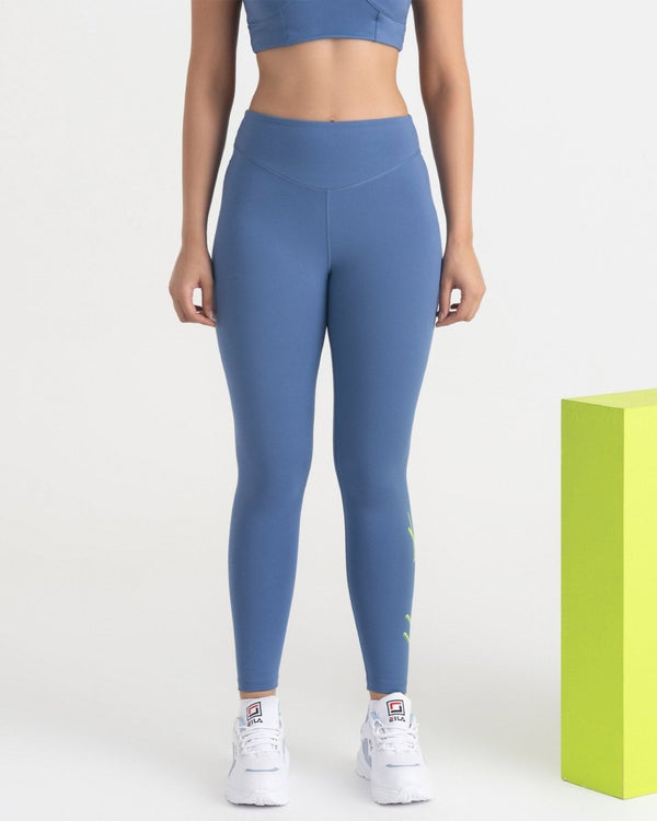 Zen Seamless Leggings and Padded V Neck Sports Bra Co-ord Set